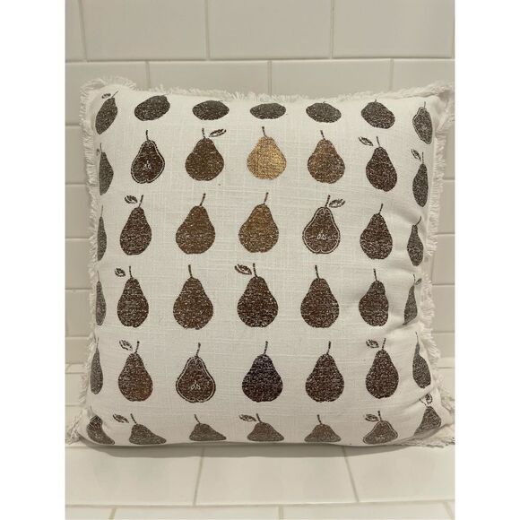 Banana Republic ‘partridge in a pear tree’ Christmas pillow - Picture 2 of 2